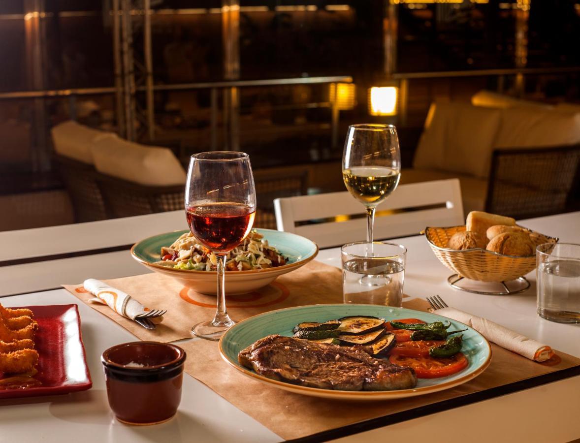 Hotel Monterrey Roses By Pierre & Vacances Luaran gambar