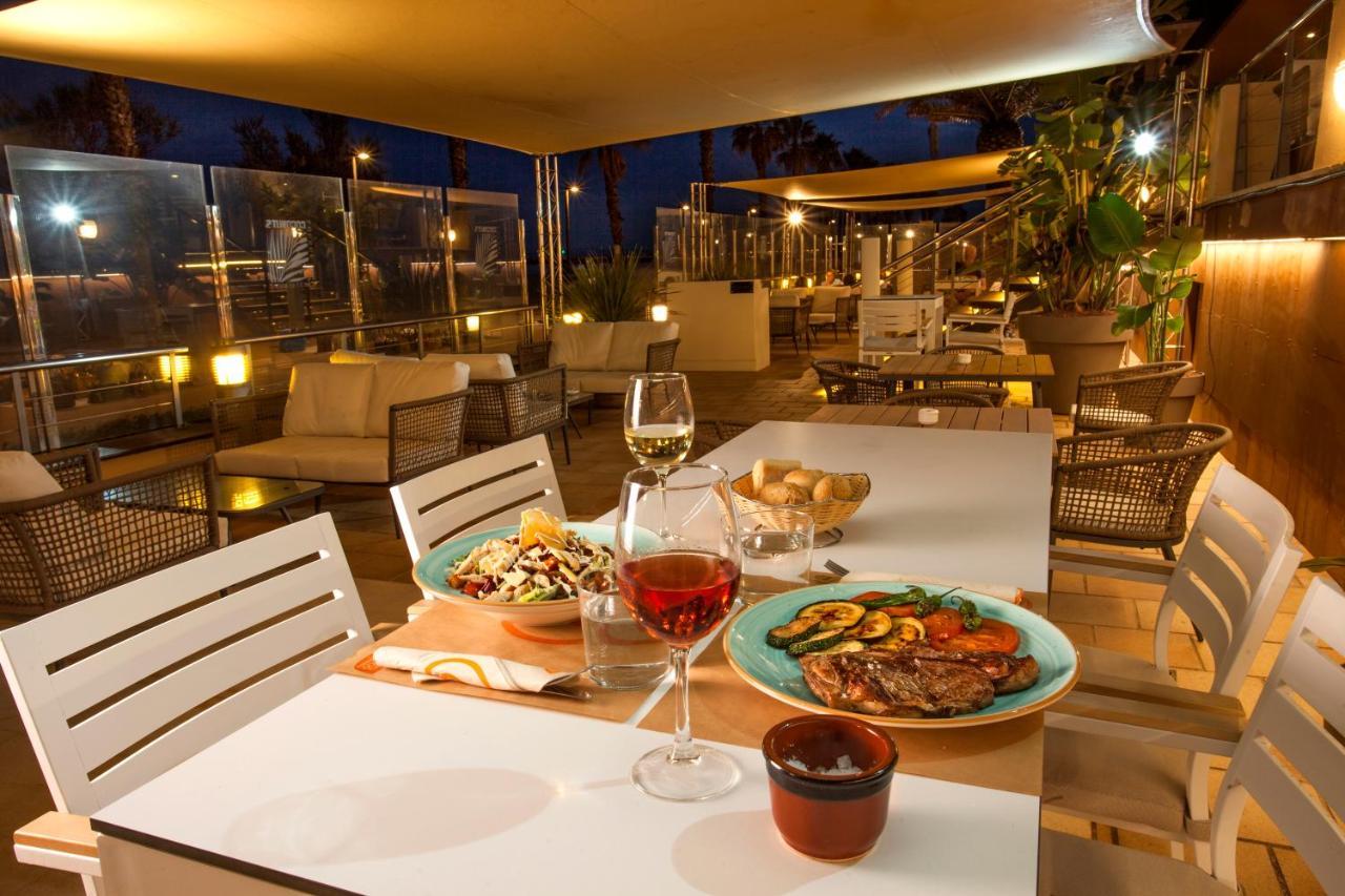 Hotel Monterrey Roses By Pierre & Vacances Luaran gambar